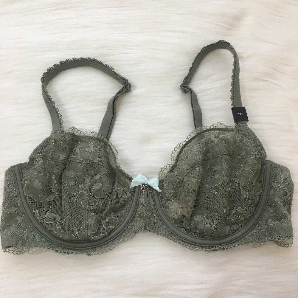 VS Body by Victoria unlined 34D